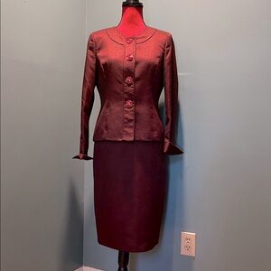 Kasper Elegant Burgundy Women's Skirt Suit Size 6